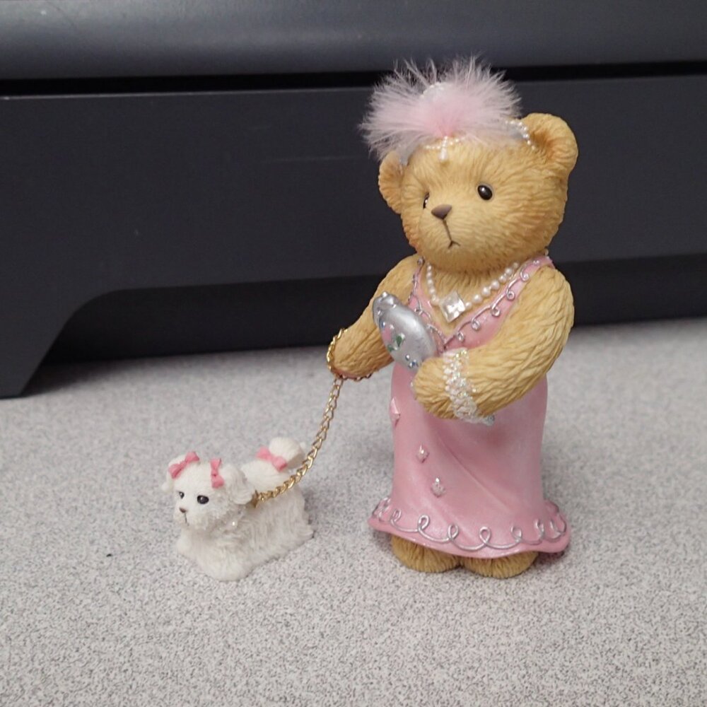 Cherished Teddies Julia Bearon as Gloria Growlette